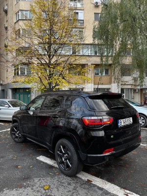 Jeep Compass 1.5 MHEV 130 CP AT   Black Edition 19.000 km 2024 - imagine 3