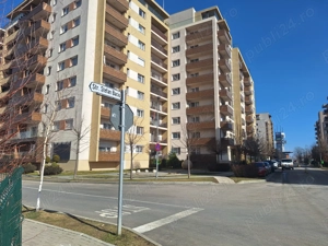 Garsonieră spațioasă Urban rezidence tractorul langa coresi mall - imagine 7