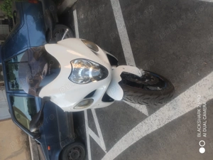 Suzuki Hayabusa GSX1300R 2001 - imagine 4