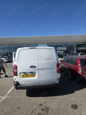 dezmembrez opel vivaro 2020 1.5 diesel euro 6 - imagine 3