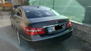 Mercedes E cupe  - imagine 2