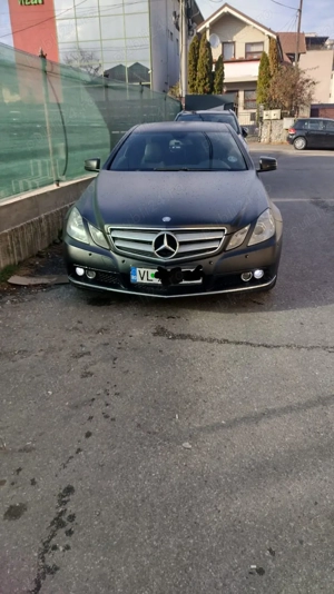Mercedes E cupe  - imagine 6