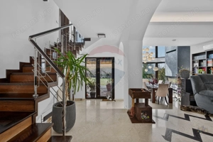 Vila cu design spectaculos, tehnologie smart  lifestyle complet - imagine 12