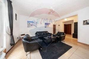 Oportunitate de investitie !  Apartament cu 3 camere in Poiana Brasov - imagine 4