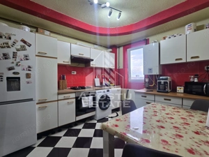 Apartament 3 camere decomandat, 88 mp, etaj 4/4