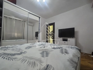 Apartament 3 camere decomandat, etaj 4/4 negociabil - imagine 15