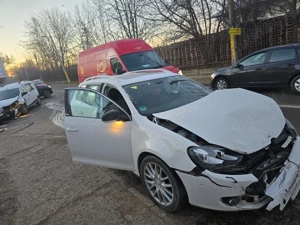 Dezmembrez Volkswagen golf 6  - imagine 2