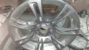 executăm sudură în aluminiu jante de aliaj