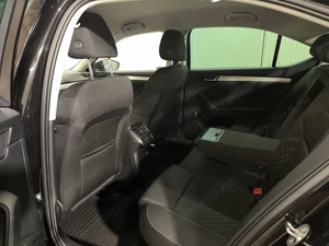 Skoda Superb - imagine 11