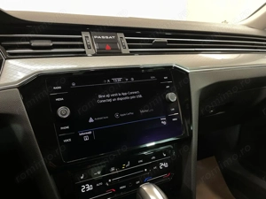 Volkswagen Passat - imagine 17