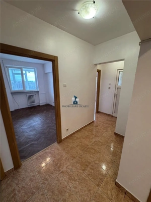 Vanzare Apartament 3 Camere Decomandat Bd.Alexandru Obregia - imagine 2