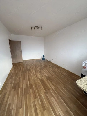 Vanzare Apartament 3 Camere Decomandat Bd.Alexandru Obregia - imagine 9