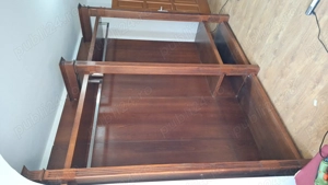 Mobilier de vânzare 