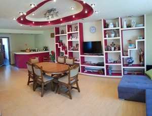 Casă de vânzare  - imagine 8