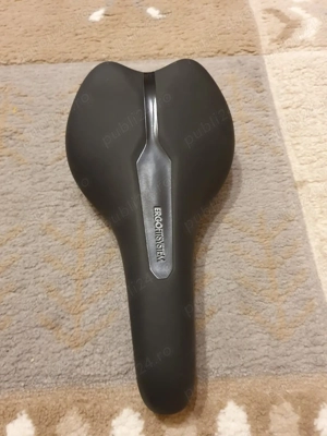 Șa bicicletă B TWIN ERGOFIT SPORT 500   nouă, nefolosită