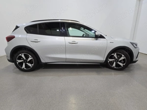 Ford Focus Active 2023 Automat 1.5 Diesel 120CP Led Navi Incalzire in Volan - imagine 2