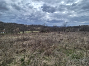 Vand teren Intrare spre Iabalcea