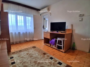 Garsoniera cu bucatarie - Calea Buziasului AEM - Centrala proprie - Clima - 37.500 euro negociabil - imagine 2