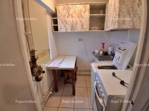 Garsoniera cu bucatarie - Calea Buziasului AEM - Centrala proprie - Clima - 37.500 euro negociabil - imagine 4