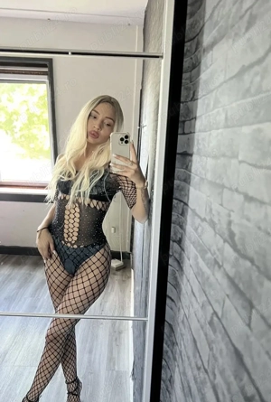 Show web și apoi întâlniri sms doar pe Whapp 