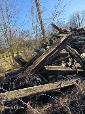 Traverse lemn și beton