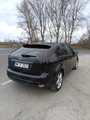 Ford Focus 1.8 tdci hatchback 2006 - imagine 4