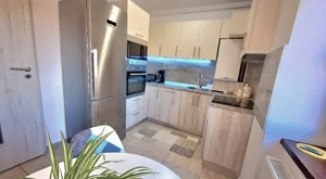Apartament 2 camere.Direct proprietar,Tractorul Coresi,complet mobilat - imagine 3