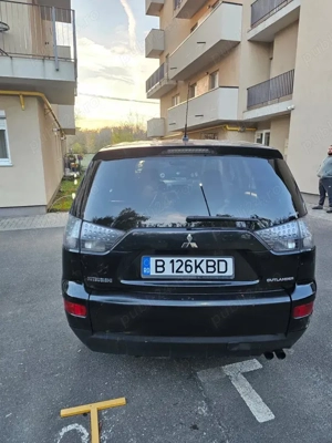 Mitibishi outlander 2 - imagine 5