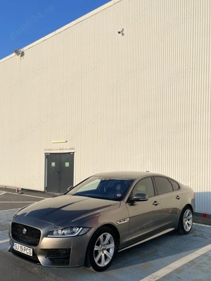Jaguar XF  R Sport - imagine 2