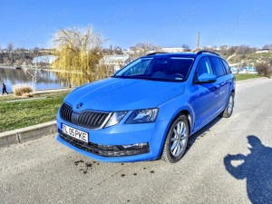 Skoda Octavia  - imagine 2