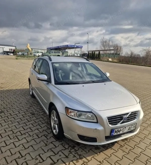 Volvo v50 1900 euro - imagine 2