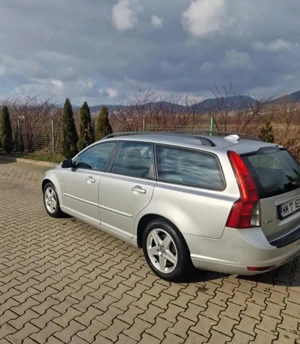 Volvo v50 1900 euro - imagine 3