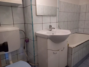 Ofer spre inchiriere apartament 2 camere ultracentral in Rm. Valcea - imagine 7