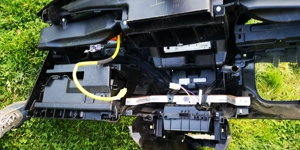 Bord Subaru Forester inclusiv volan  - imagine 3