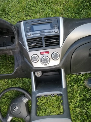 Bord Subaru Forester inclusiv volan  - imagine 4