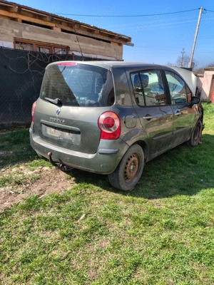 Dezmembrez Renault modus 1.5 diesel  - imagine 4