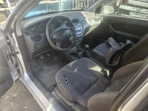 vand ford focus1 2002. 1.4 benzina. - imagine 3