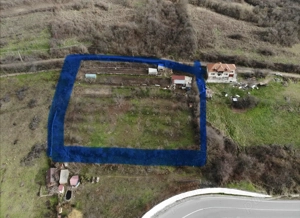 Grădină de vanzare!