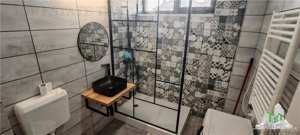 Apartament de 2 camere in bloc nou (  2 etaje ) la cheie, cu toate utilitatile si loc de parcare zon - imagine 12