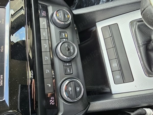 Vand Skoda Octavia III 1.6 TDI 12 2016 - imagine 10