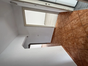 Apartament cu 3 camere decomandat, 2 băi, etajul 2 Soarelui la 3 minute de Sud Plaza - imagine 15