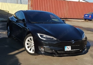 Tesla Model S 75d - 4x4