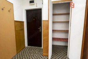 Apartament cu 2 camere, etaj 3, zona Podgoria - Arad - imagine 3