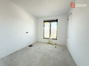 Duplex 4 camere situat la drum asfaltat, in Sacalaz - imagine 7