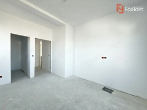 Duplex 4 camere situat la drum asfaltat, in Sacalaz - imagine 6