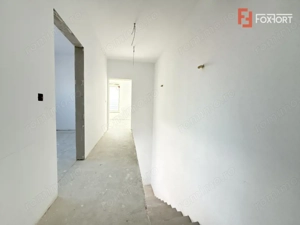 Duplex 4 camere situat la drum asfaltat, in Sacalaz - imagine 16