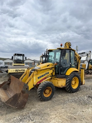 Buldoexcavator Komatsu WB 93R AN 2011 - imagine 3