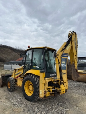 Buldoexcavator Komatsu WB 93R AN 2011 - imagine 9