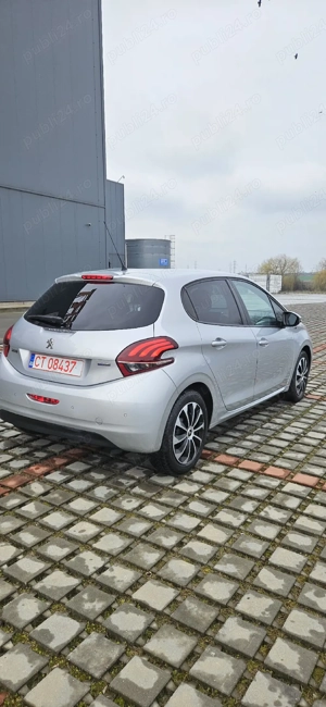 Peugeot  208 2016 Euro 6 - imagine 3