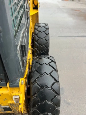 Mini Incarcstor Frontal KOMATSU SK714 AN 2010 - imagine 4